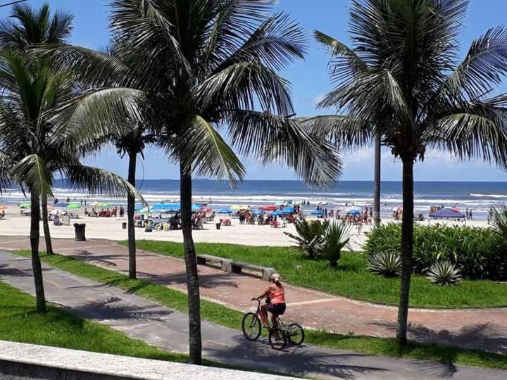 Apartmán Frente Mar Piscina Churrasqueira Wifi Garagem Portaria 24Hs Solemar Exteriér fotografie