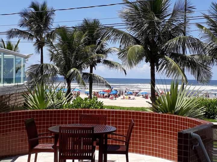 Apartmán Frente Mar Piscina Churrasqueira Wifi Garagem Portaria 24Hs Solemar Exteriér fotografie